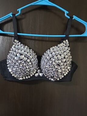 no brand name ladies black Swimsuit top with jewels Small